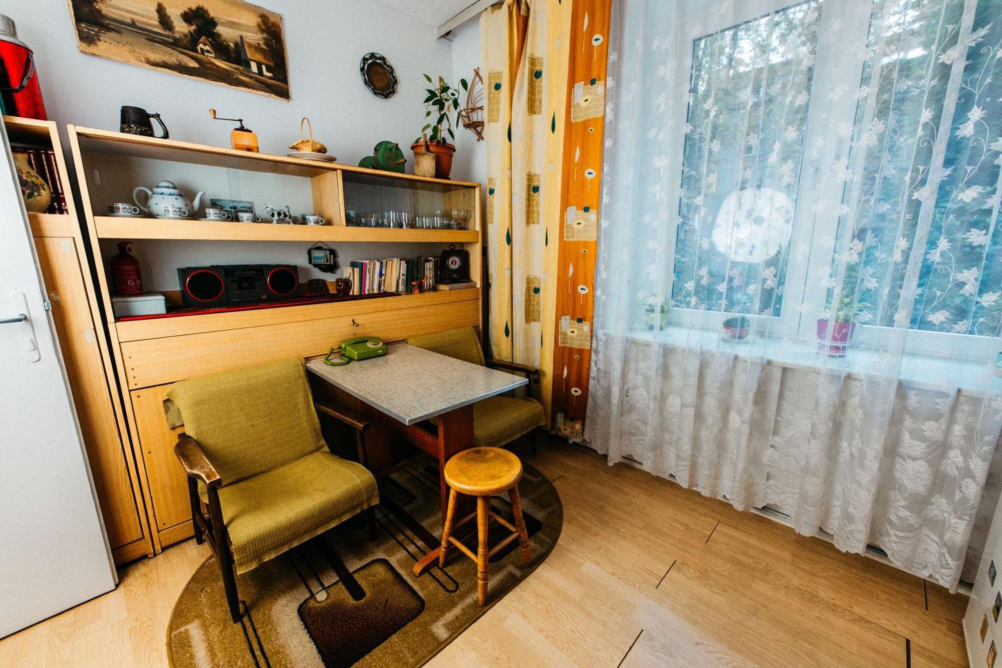 Feel The Old Socialist Style Apartment 크라쿠프 외부 사진